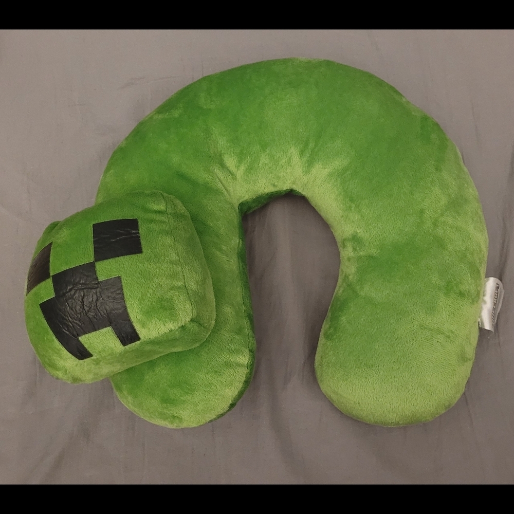 Minecraft Creeper Travel Neck Pillow